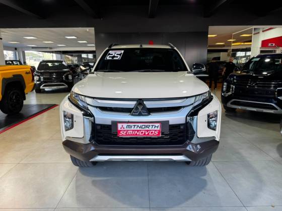 MITSUBISHI L200 TRITON 2.4 16V TURBO DIESEL SPORT HPE-S TERRA CD 4P 4X4 AUTOMÁTICO